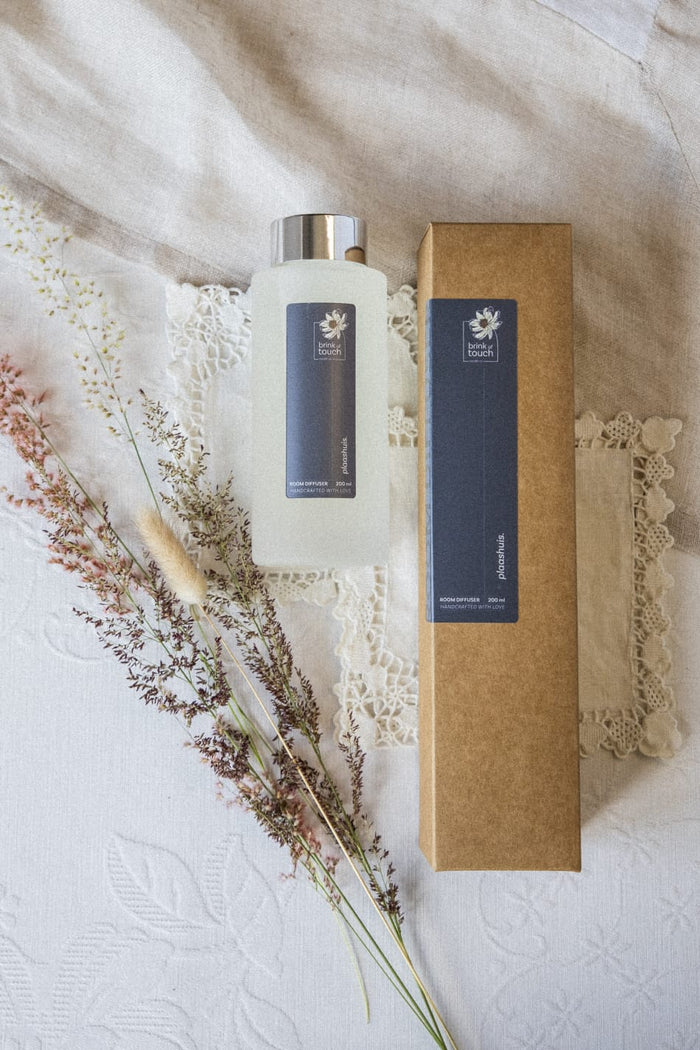 Afrikaanse Diffuser | Plaashuis by Brink of Touch