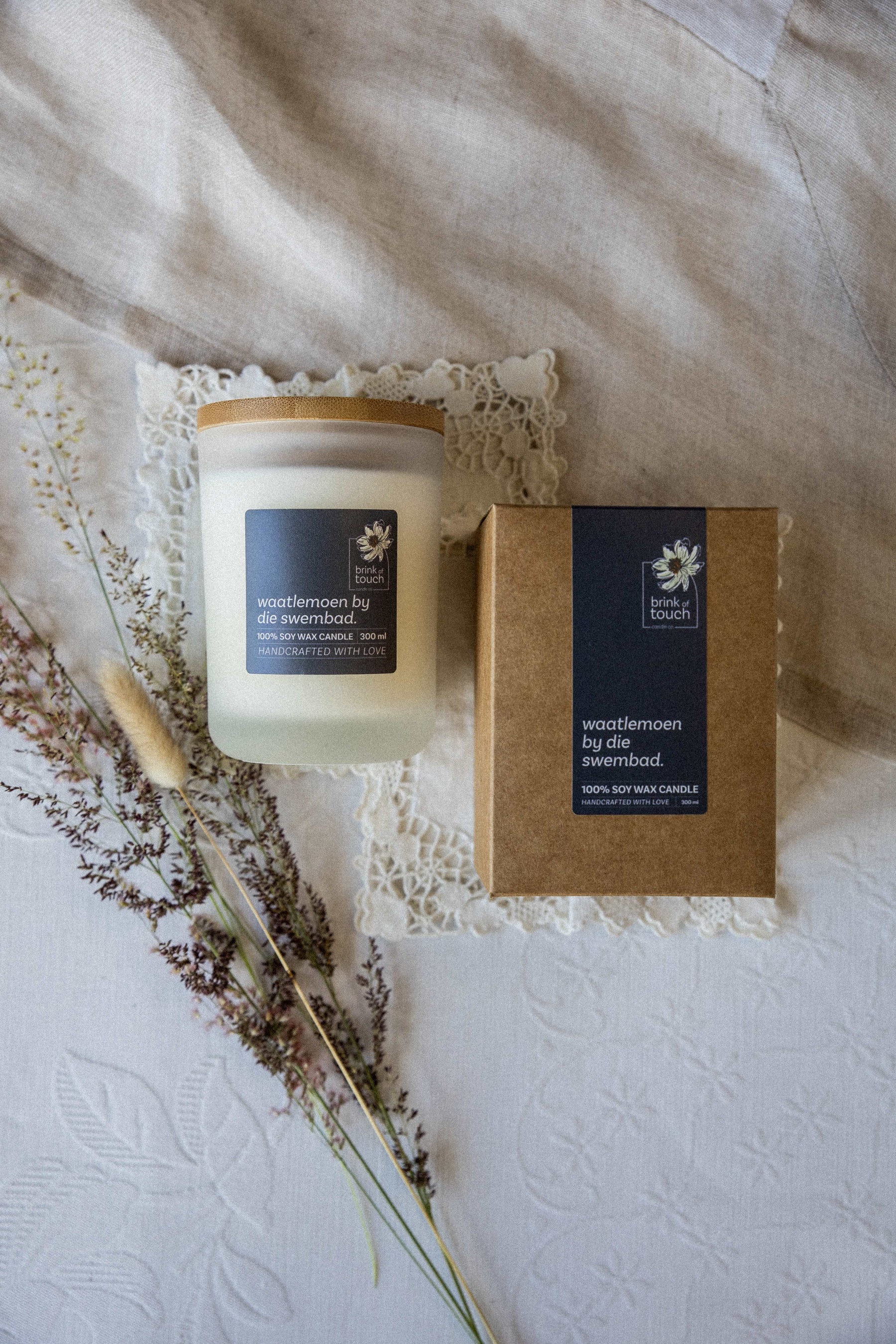 Afrikaanse Kers | Waatlemoen by Die Swembad candle - close up