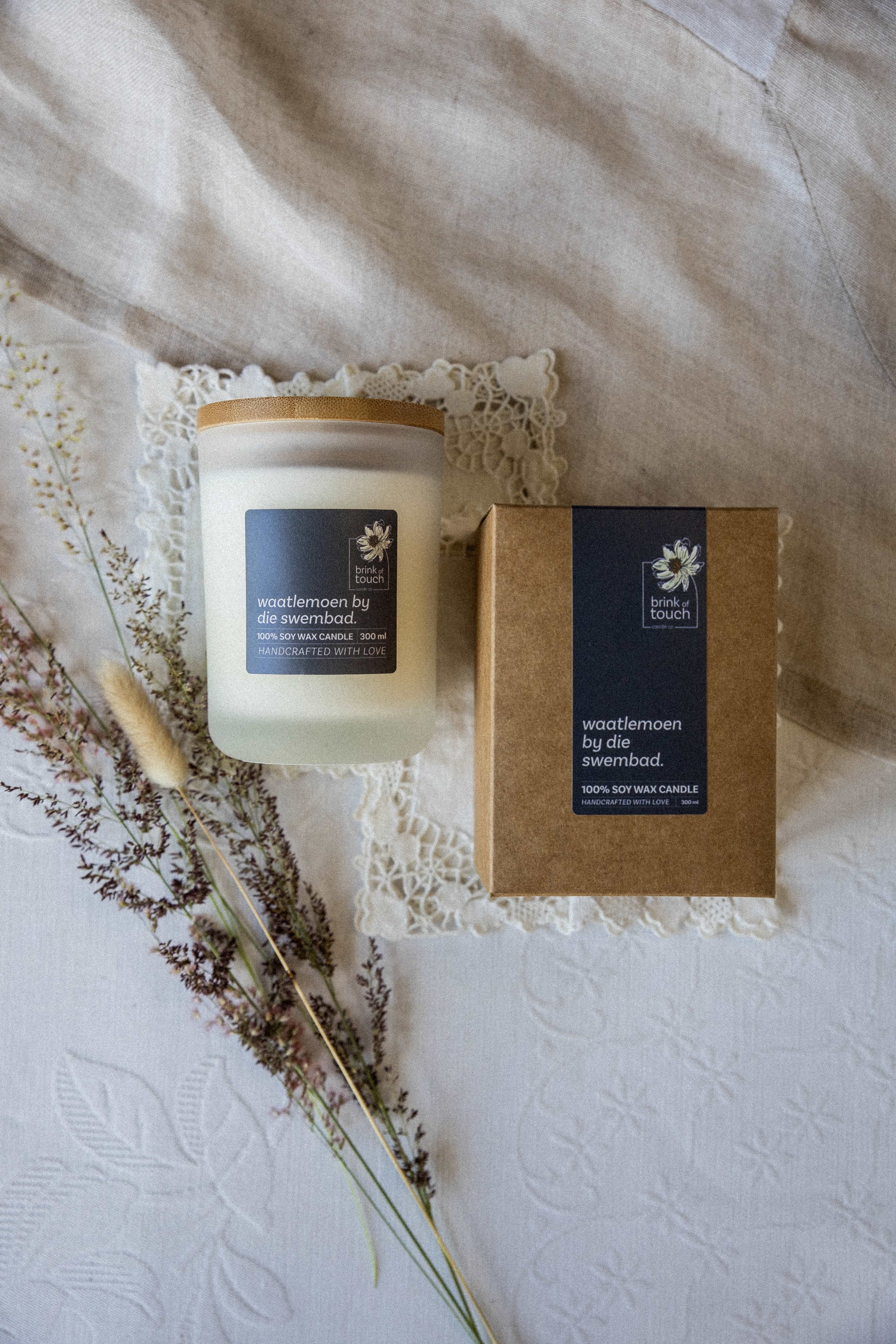 Afrikaanse Kers | Waatlemoen by Die Swembad candle - close up