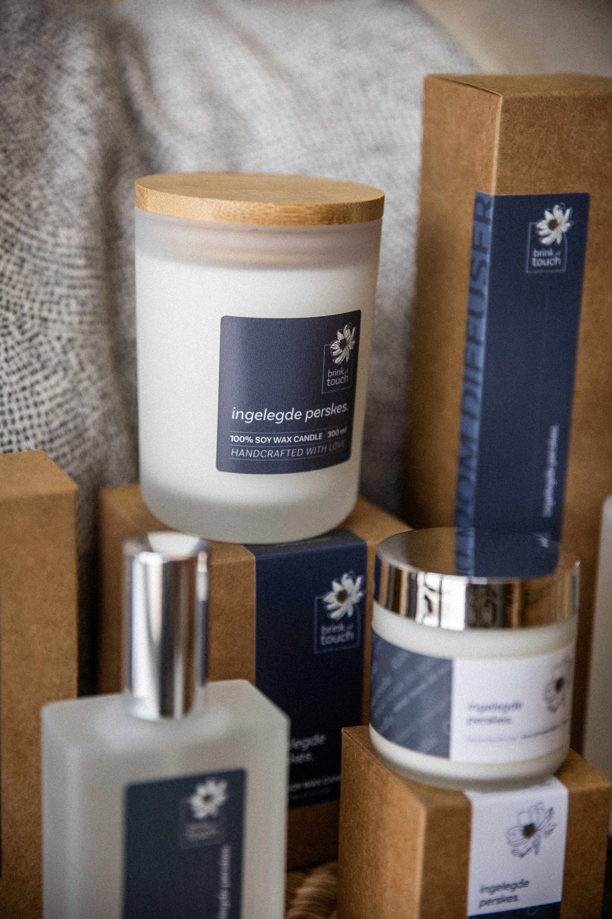 Afrikaanse Kers | Ingelegde Perskes candle - packaging