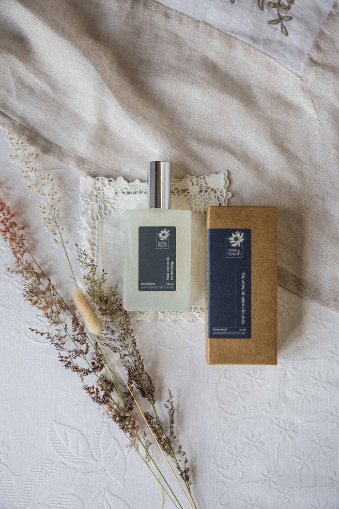 Afrikaanse Mist | Land Van Melk En Heuning by Brink of Touch
