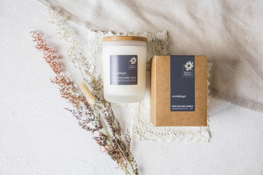 Afrikaanse Kers | Vonkelwyn candle - close up