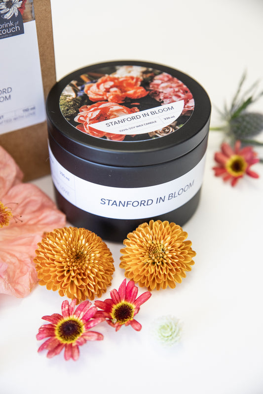 Stanford in Bloom candle - close up