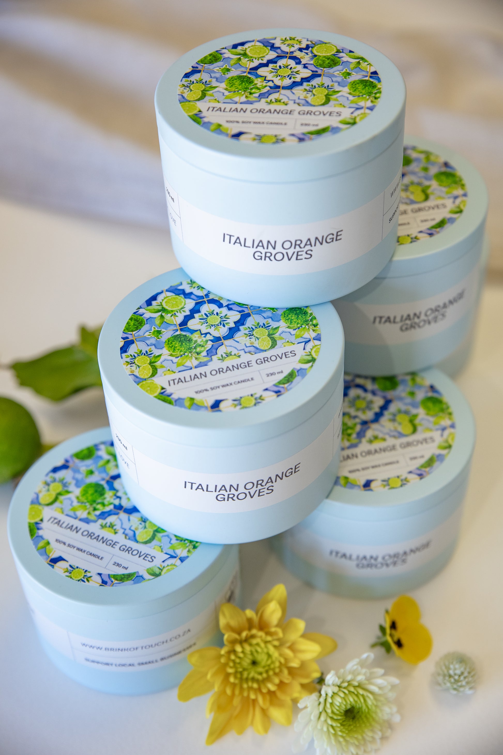 Italian Orange Groves tin candle, side angle