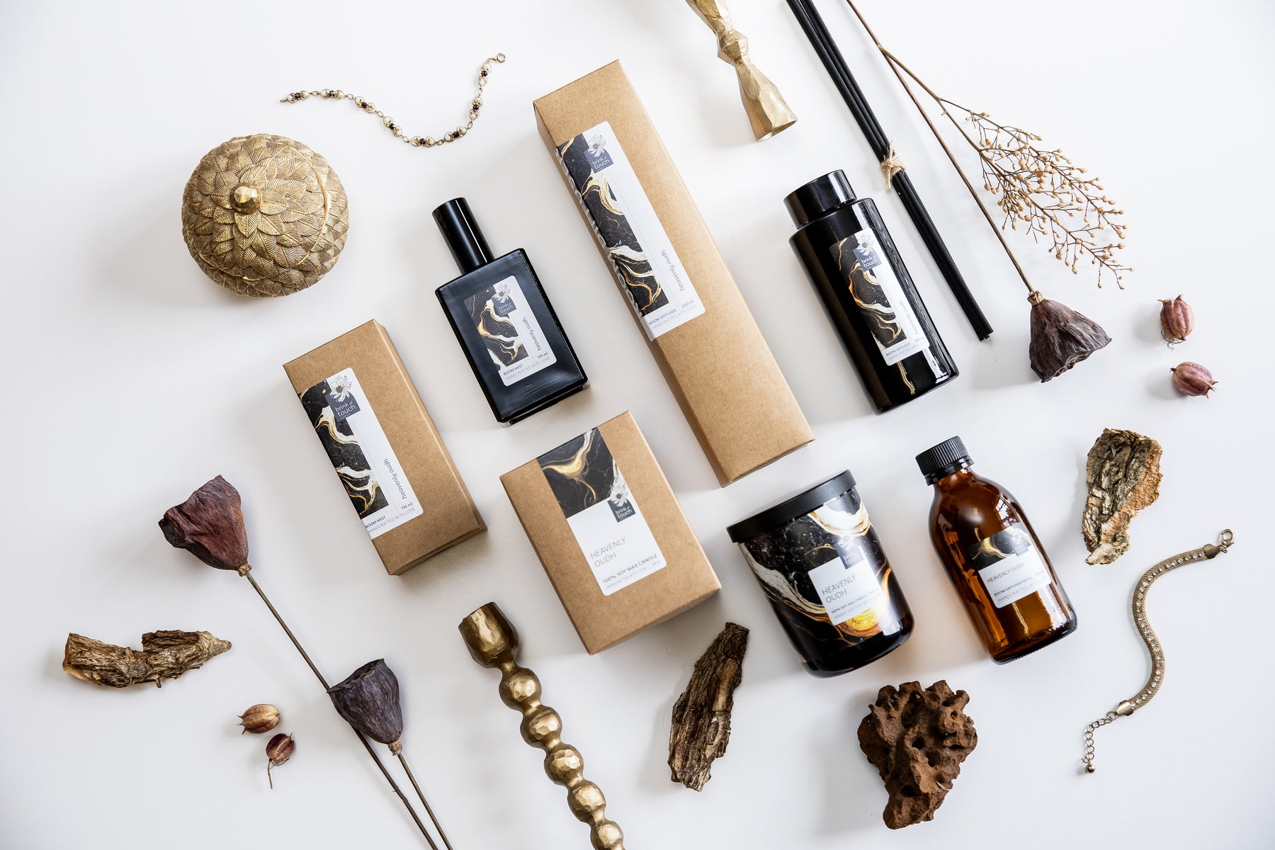 Heavenly Oudh Candle - packaging