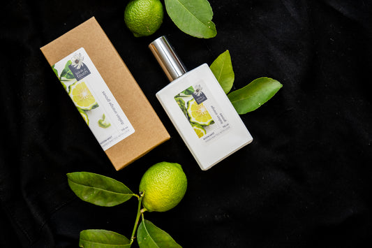 Italian Orange Groves Room Mist - close up