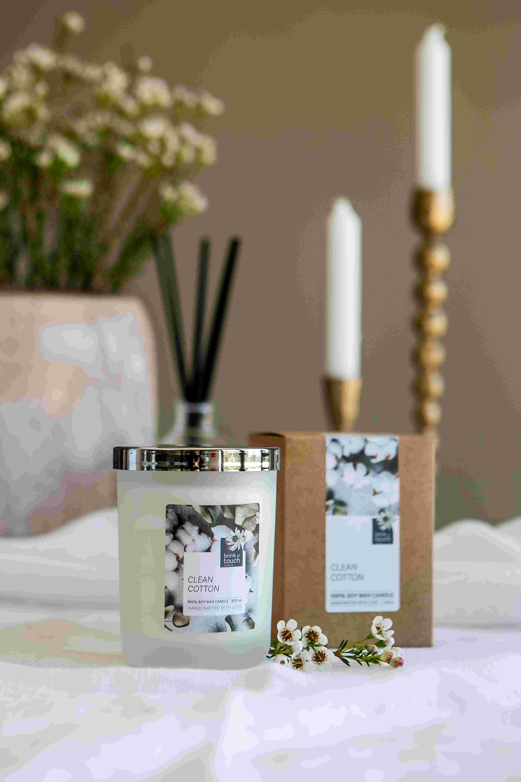 Clean Cotton Candle - close up